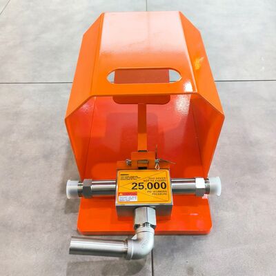 1500bar High Pressure Foot Pedal with Hands-Free Operation and Stainless Steel Construction for Industrial Pipe Cleaning